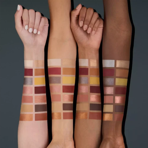 culori facute cu Paletă de farduri pentru pleoape Pro Desert Romance Slim