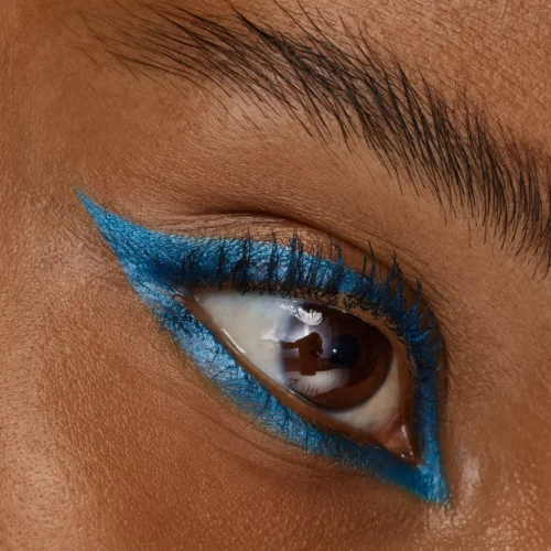 model facut de catrice Creion dermatograf Kohl Kajal rezistent la apă 070 - Turquoise Sense