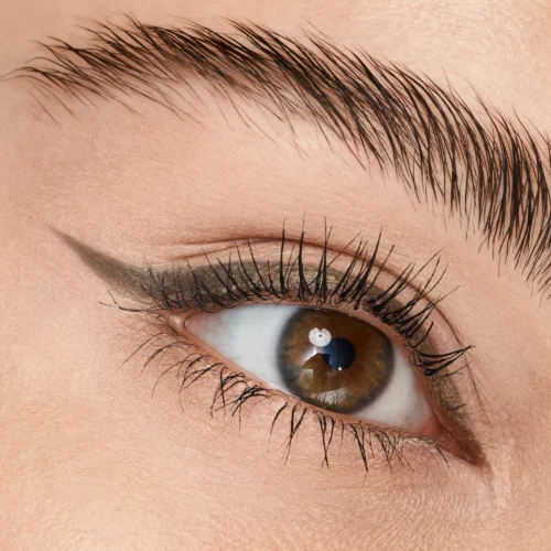 model facut de catrice Creion dermatograf Kohl Kajal rezistent la apă 080 - Dive Love Olive