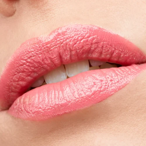 aplicat pe buze catrice Ruj Shine Bomb 050 - Rosy Overdose