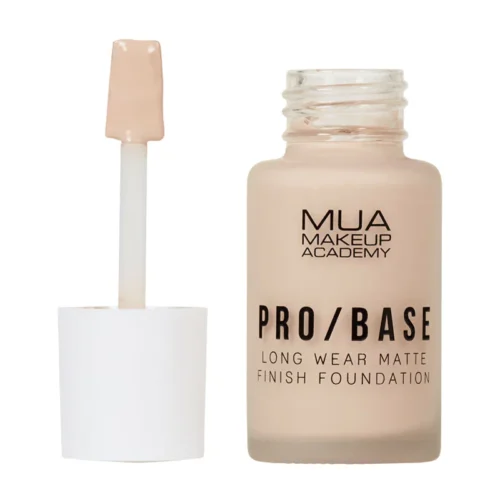 MUA MAKEUP ACADEMY Fond de ten Pro Base Long Wear Matte Finish - 104