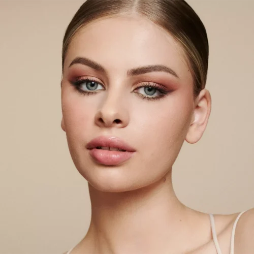 Catrice Iluminator pentru zona de sub ochi Under Eye Brightener