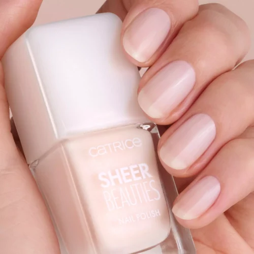 Catrice Lac de unghii Sheer Beauties 010 - Milky Not Guilty