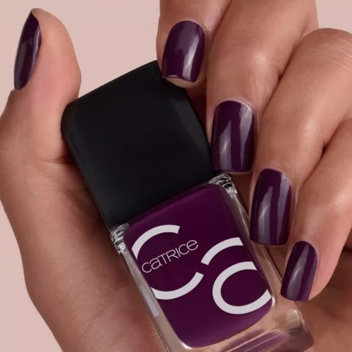Catrice Lac pentru unghii ICONails 159 - Purple Rain