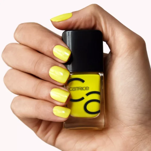 Catrice Lac pentru unghii ICONails 171 - A Sip Of Fresh Lemonade