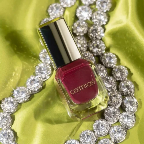 Catrice MY JEWELS. MY RULES. Lac pentru unghii - C03 - Royal Red, 10,5ml