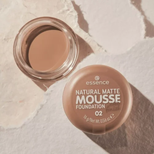 Essence Fond de ten Natural Matte Mousse 02, 16g