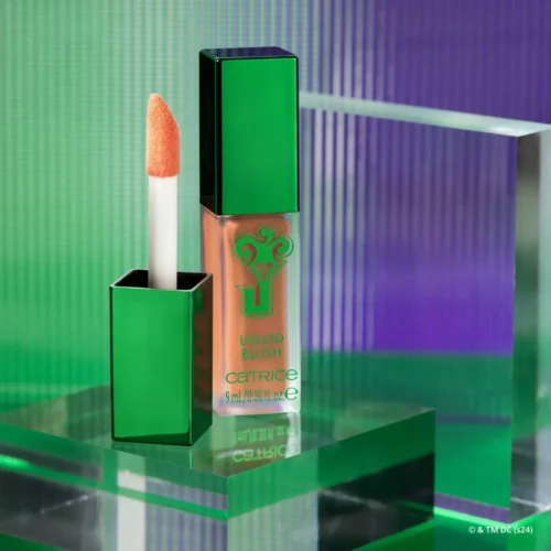 Catrice Fard de obraz lichid The Joker 020 - The Joker's Joy