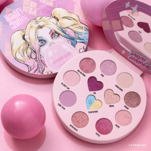 Essence Paleta de farduri Harley Quinn 01 - Hey Puddin´ 10.2g
