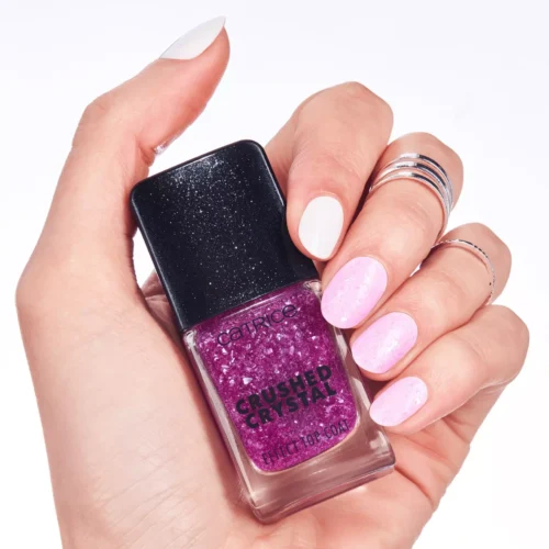 Catrice Top Coat cu effect Crushed Crystal 010 - Amethyst Aura