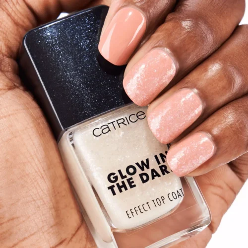 Catrice Top Coat cu effect Glow In The Dark 020 - All Nighter
