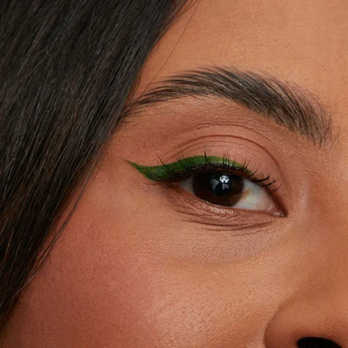 MUA MAKEUP ACADEMY Eyeliner Lichid cu Culoare Intensă - Amazonia