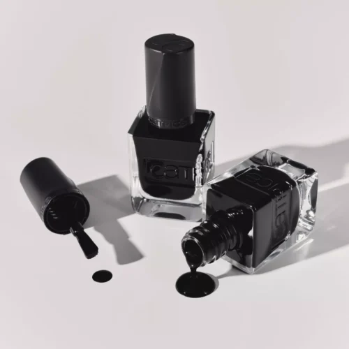 Catrice Lac de unghii GEL AFFAIR 037 - Black To The Roots