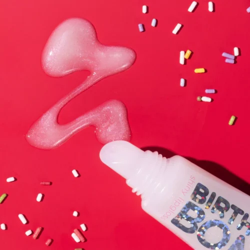 Essence luciu de buze BIRTHDAY BOMB 10ml