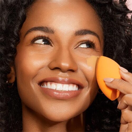 Real Techniques Complexion Sponge – buretele pentru un machiaj