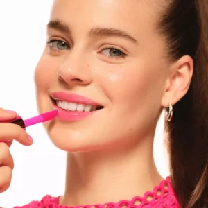 Essence hydra kiss LIP OIL 06 - Cranberry Is Back