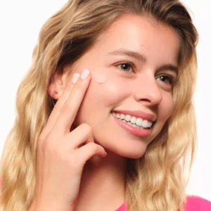 Essence primer silky BLUR PORELESS