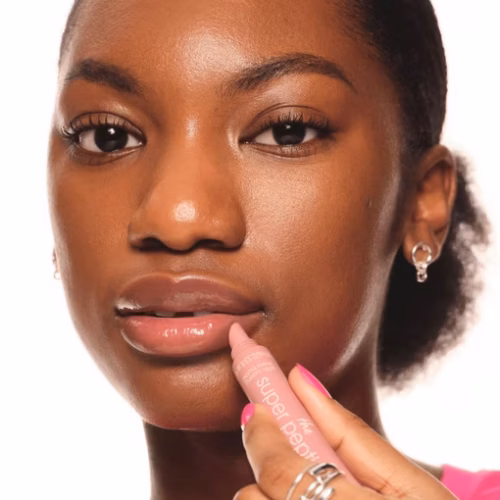 Essence tratamentul lucios pentru buze al super peptidelor 03 - Toffeetastic!