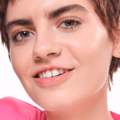 Essence Corector CAMOUFLAGE+ MATT 100