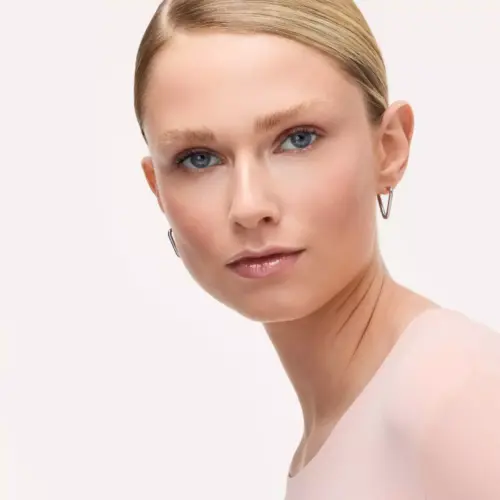 Catrice Luciu de buze Gloss Obsessed 010 - Gloss Therapy